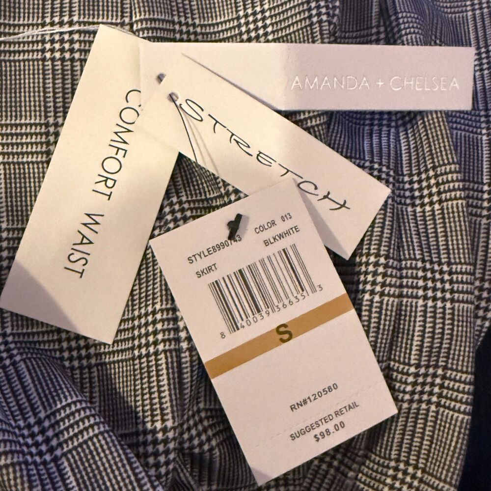 NWT Amanda and Chelsea Black and White Checked Skirt Size Small - Picture 5 of 5